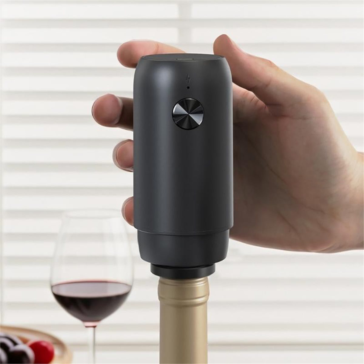828メガセール自動ワインセーバーセット 再利用可能な真空ボ - Wine Preservation Pump のレビューと価格